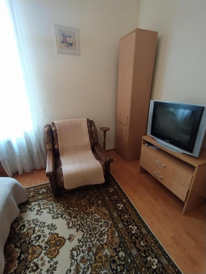 Lviv Rest Zelena Apartment Exterior photo